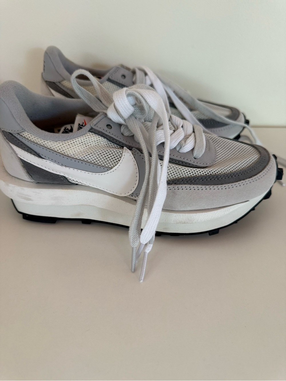 Nike x SACAI Women’s sneakers size 5. Sold out drop